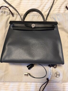 Hermes Toile H Berline Vache Hunter Herbag Zip PM 31 Noir Ardoise